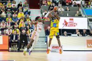 MHP-RIESEN-Ludwigsburg-Business-Sponsoring-Trikot