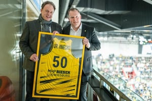 MHP-RIESEN-Ludwigsburg-Business-Dr-Knecht