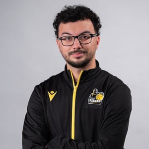 MHP-RIESEN-Ludwigsburg-Business-Team-Luis-Amaro